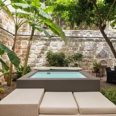 The Garden Boutique Apartment by DomuSicily
