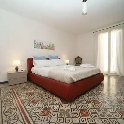 Colonna House Casa vacanze tra la Zisa e la Cattedrale