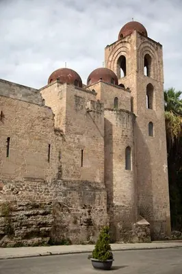 a building with two domes on top of it at La Porta dei Mori in Palermo