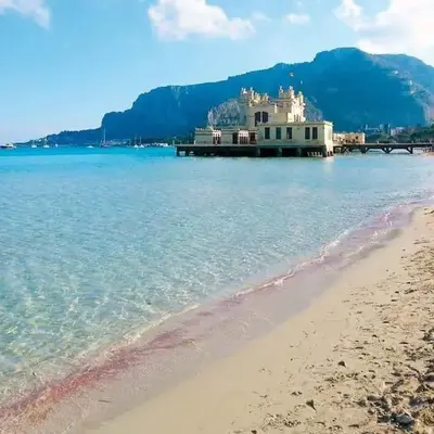 casa vacanze Mondello mare piscina CHIFEVI
