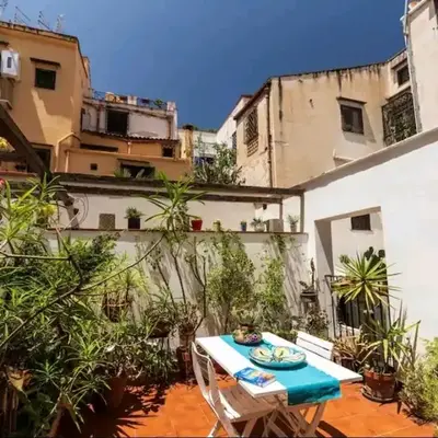 At Kalsa Quiet Flowered Terrace! Free Parking! Ideal for remote working!