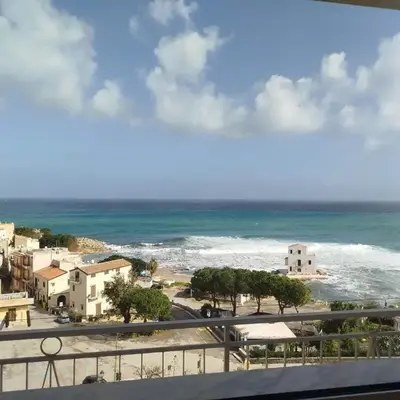 Le finestre sul mare