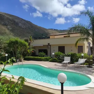 Villa Donna Franca con piscina privata