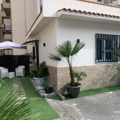 Zisa Private House