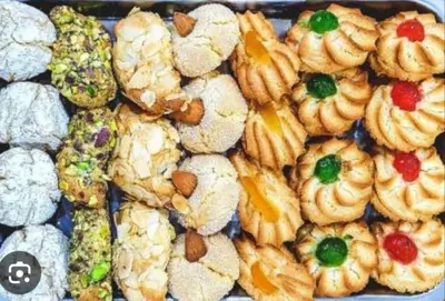 a bunch of pastries are lined up in a tray at Makari Sweet Sunsets in Macari