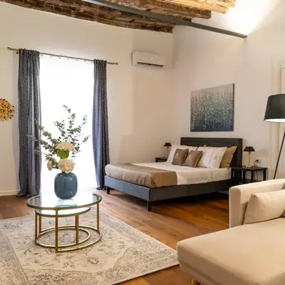 La Duca Suites & Apartments