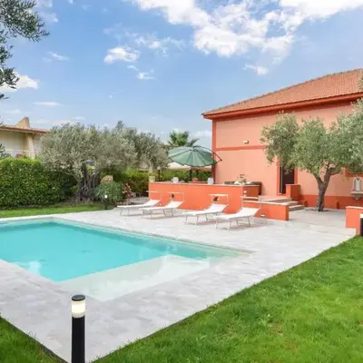 Amazing Home In Castellammare Del Golf