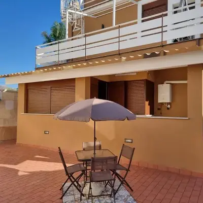 Vida Loca -Appartamento vicino aereporto e 200mt spiaggia
