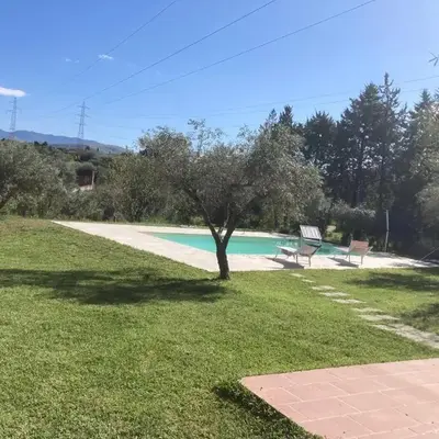 Noravilla con piscina fra mare e montagne