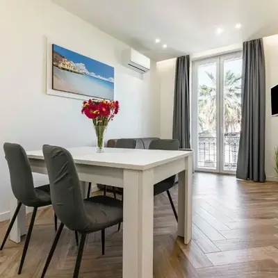 GuestHost - Hamuri Holiday House - Heart of Palermo