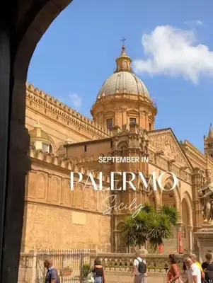 a building with the words palacio palmermo absolutely at Palermo Centro Gaale in Palermo