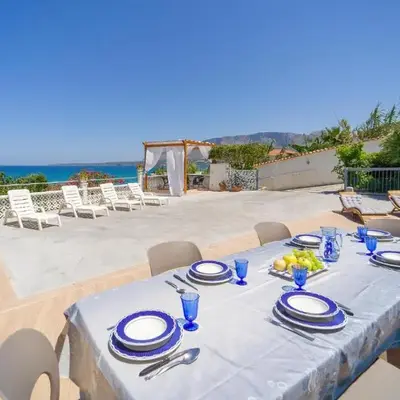 3 Bedroom Lovely Apartment In Trappeto