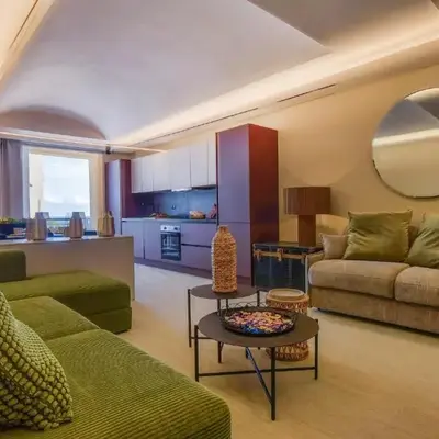 5 Bedroom Stunning Apartment In Trappeto