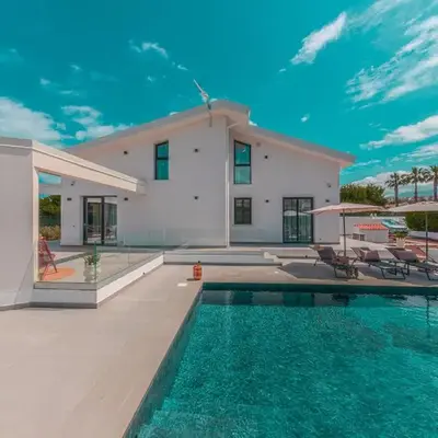 NAHIA Collection Villa