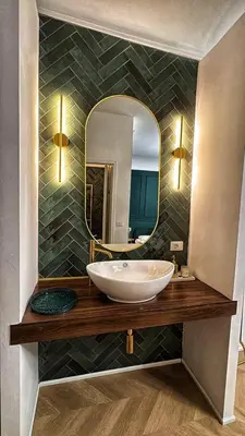 a bathroom with a sink and a mirror at Ai Limoni in Palermo