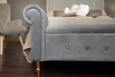 a gray couch sitting in a living room at Le suite di Alba in Palermo