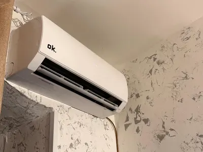 an air conditioner on the ceiling of a room at La Casetta del Centro in Palermo