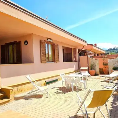 Holiday Home Villa mit Wasserblick by Interhome