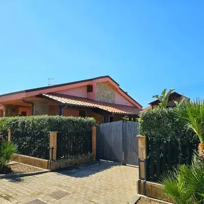 Holiday Home Ferienvilla mit Wasserblick by Interhome