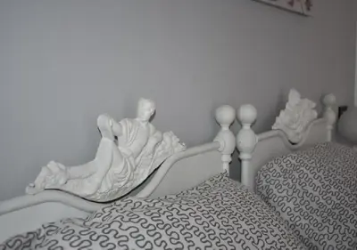 a drawing of a white bed in a room at Alma Nua in Terrasini