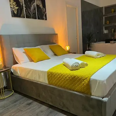 FUDDIA Room & Suite