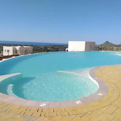 Villa Cristina - Relax - Piscina e Vista Mare