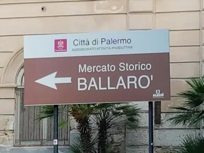a sign for the metro station balaclava at Casa Vacanze Villa D'Orleans in Palermo