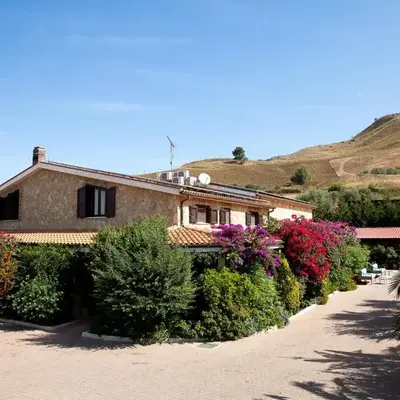 Villa in Alia with Pool & Olive Views