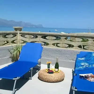 Bright Apartment in Alcamo: 100 m² with Sea View
