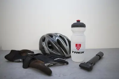 a helmet and a bottle of water next to a helmet at La Dimora Di Segesta in Calatafimi