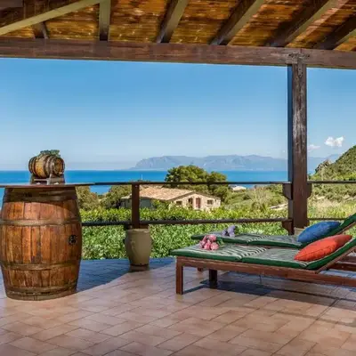 APT Villa Anna e APT Cantina Vito vicinissimi alla Riserva dello Zingaro