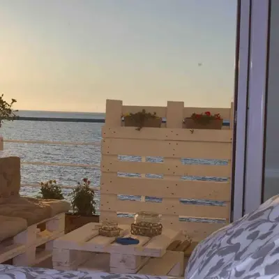 Sea view life