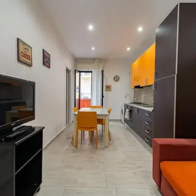 Naranji House Orange Relax