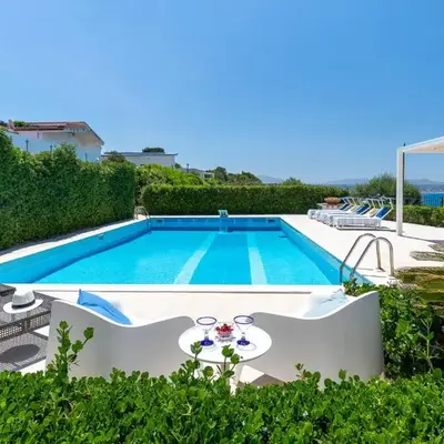 Splendida Villa con vista mozzafiato e piscina