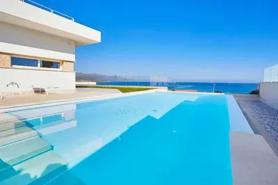 a swimming pool in front of a house at VILLA DARDA con piscina e 3 camere da letto in Alcamo