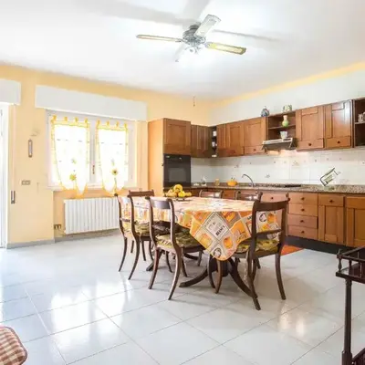 Independent Villa Located a few Minutes Walk From the Beach in Quiet Area