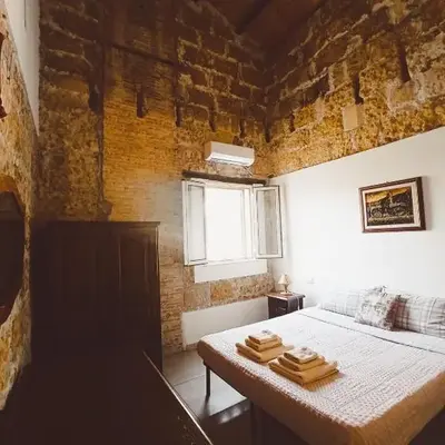 ZyZ Apartments La Kalsa
