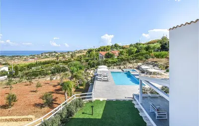 an aerial view of a villa with a swimming pool at Cozy Home In Partinico With Wifi in Partinico
