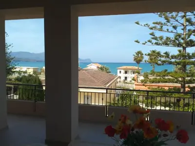 a view of the ocean from a balcony at Casa vacanza Luisa in Alcamo Marina