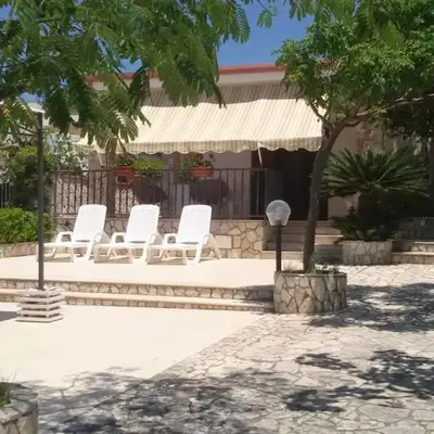 Villa Nàmali just 100 meters from the sea !!!
