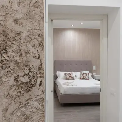 Blanc Rooms